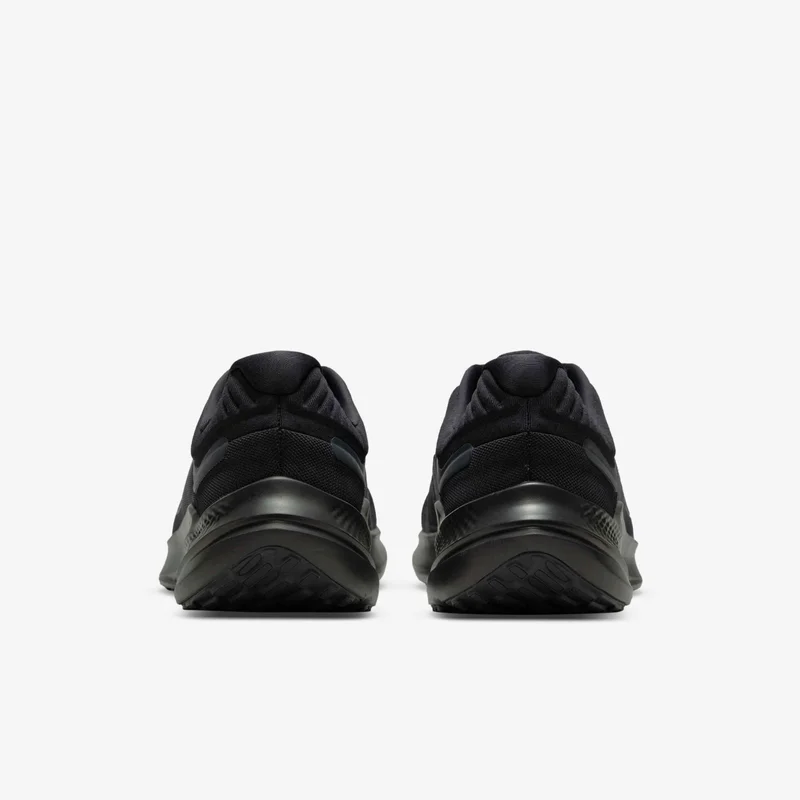 Nike Black Men's Quest 5 Road Running Shoe for Men | Best Price UAE